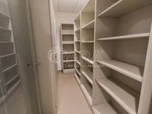 Pronájem kanceláře, Praha - Třebonice, Sárská, 700 m2