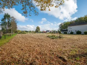 Prodej pozemku pro bydlení, Třeboň, 4758 m2