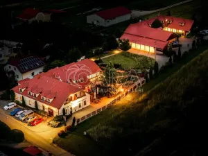 Prodej ubytování, Hlohovec, Na kopci, 1450 m2