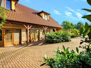 Prodej ubytování, Hlohovec, Na kopci, 1450 m2