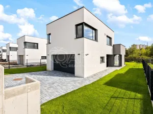 Prodej rodinného domu, Praha - Chodov, 288 m2