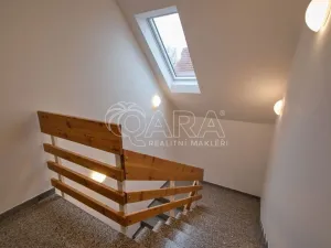 Pronájem kanceláře, Praha - Kunratice, Ke hrádku, 417 m2