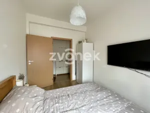 Pronájem bytu 2+kk, Zlín, Vysoká, 29 m2