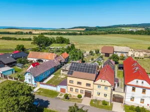 Prodej rodinného domu, Měrunice - Žichov, 186 m2