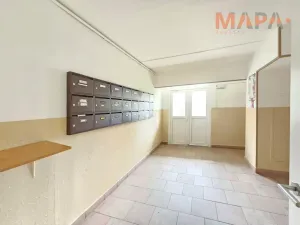 Prodej bytu 3+1, Chomutov, Pod Břízami, 61 m2