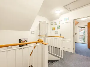 Prodej rodinného domu, Hostivice, Vodňanského, 195 m2