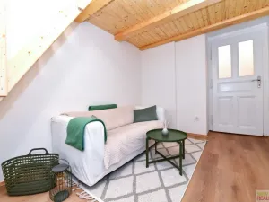 Prodej bytu 1+kk, Praha - Bubeneč, Sochařská, 28 m2