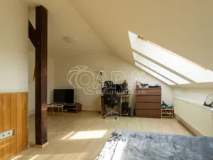 Prodej bytu 3+1, Brandýs nad Labem-Stará Boleslav - Brandýs nad Labem, Komenského nám., 99 m2