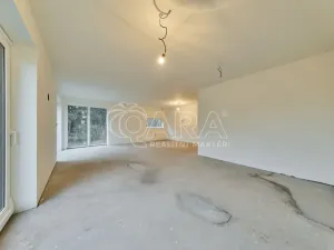 Prodej bytu 4+kk, Mladé Buky - Hertvíkovice, 132 m2