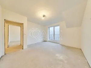 Prodej bytu 4+kk, Mladé Buky - Hertvíkovice, 132 m2