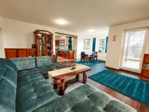 Prodej rodinného domu, Srubec, 334 m2