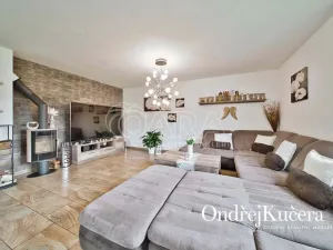 Prodej rodinného domu, Kostelec nad Labem, K Jahodovce, 140 m2