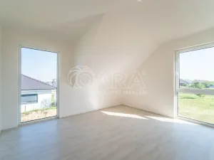 Prodej rodinného domu, Sibřina, Žitná, 124 m2