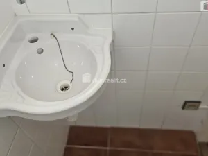 Pronájem bytu 2+kk, Praha - Hloubětín, Pod turnovskou tratí, 46 m2