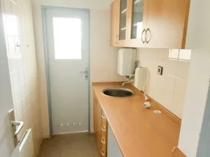 Pronájem kanceláře, Mariánské Lázně - Úšovice, U Mlékárny, 64 m2