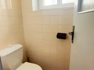 Pronájem kanceláře, Mariánské Lázně - Úšovice, U Mlékárny, 64 m2