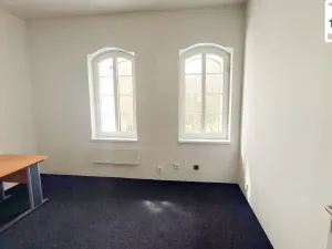 Pronájem kanceláře, Mariánské Lázně - Úšovice, U Mlékárny, 64 m2