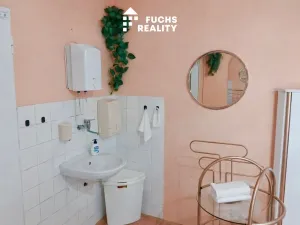 Pronájem obchodního prostoru, Zábřeh, náměstí Osvobození, 12 m2
