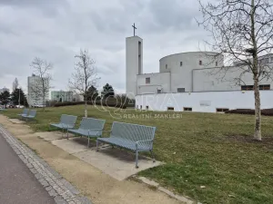 Pronájem komerčního pozemku, Praha - Háje, 2000 m2