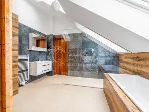 Pronájem kanceláře, Roztoky, Nad vinicemi, 393 m2