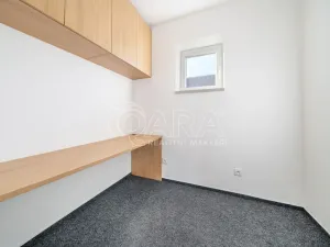 Prodej kanceláře, Sukorady, 187 m2