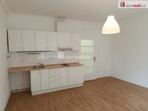 Pronájem bytu 1+kk, Praha - Strašnice, V předpolí, 32 m2