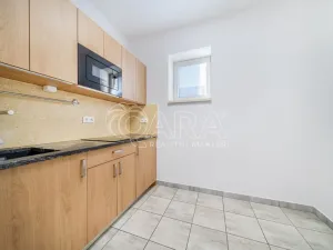 Prodej výrobních prostor, Sukorady, 187 m2