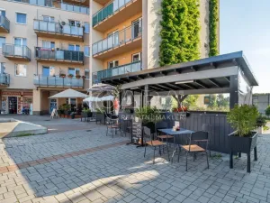 Prodej restaurace, Praha - Hostivař, náměstí Přátelství, 195 m2