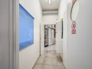 Prodej restaurace, Praha - Hostivař, náměstí Přátelství, 195 m2