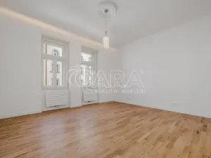 Pronájem bytu 2+kk, Praha - Nusle, Jaromírova, 58 m2