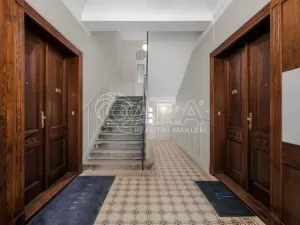 Pronájem bytu 2+kk, Praha - Nusle, Jaromírova, 58 m2