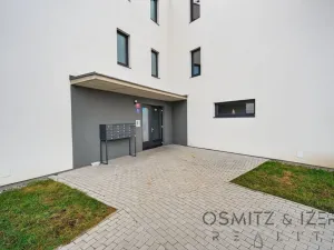 Prodej bytu 1+kk, Praha - Hostavice, Hrabovská, 70 m2