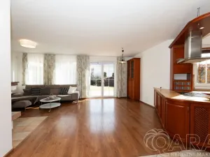 Prodej rodinného domu, Dolní Břežany, K Písnici, 136 m2