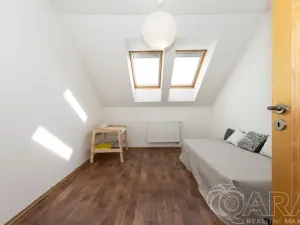 Prodej rodinného domu, Dolní Břežany, K Písnici, 136 m2