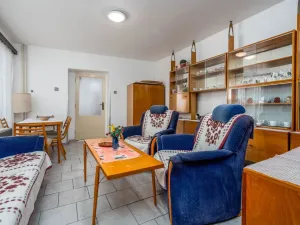 Prodej rodinného domu, Úsobí, 365 m2