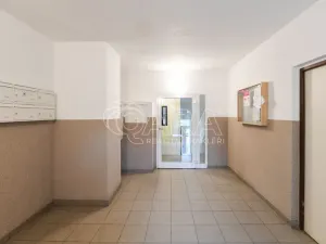 Pronájem bytu 3+1, Praha - Hostivař, Bělinského, 84 m2