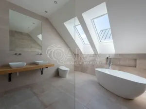 Prodej rodinného domu, Statenice, Nad Vinicí, 270 m2