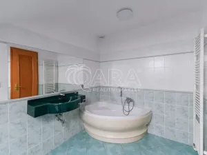 Pronájem bytu 3+1, Praha - Nové Město, Spálená, 127 m2