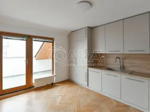 Pronájem bytu 3+1, Praha - Nové Město, Spálená, 127 m2