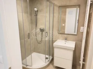 Pronájem bytu 1+kk, Praha - Hloubětín, Poděbradská, 34 m2