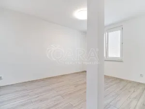 Pronájem bytu 2+kk, Ostrava - Mariánské Hory, Jiřího Trnky, 44 m2