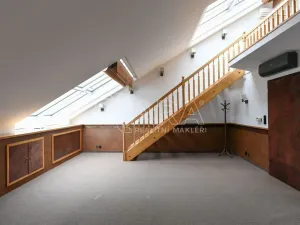 Pronájem kanceláře, Praha - Nové Město, Spálená, 127 m2