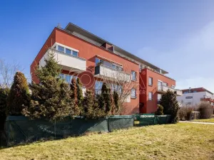 Prodej bytu 2+kk, Praha - Pitkovice, Májovková, 67 m2