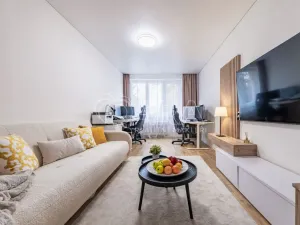 Prodej bytu 2+1, Unhošť, Komenského, 52 m2