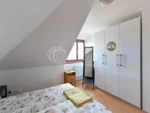 Prodej bytu 3+1, Jesenice, Platanová, 84 m2