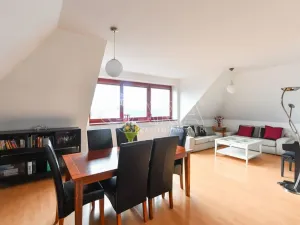 Prodej bytu 3+1, Jesenice, Platanová, 84 m2