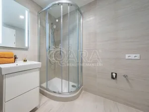 Pronájem bytu 1+kk, Praha - Hloubětín, Poděbradská, 39 m2