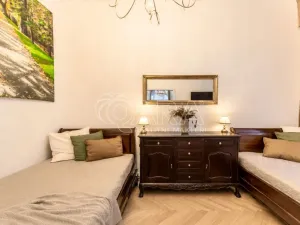 Prodej bytu 2+1, Praha - Smíchov, Janáčkovo nábřeží, 65 m2