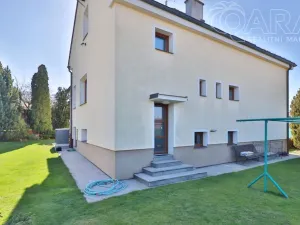 Prodej rodinného domu, Statenice - Černý Vůl, Kralupská, 210 m2