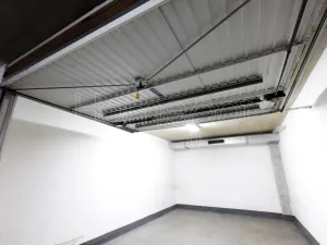 Prodej garáže, Praha - Smíchov, Tomkova, 19 m2